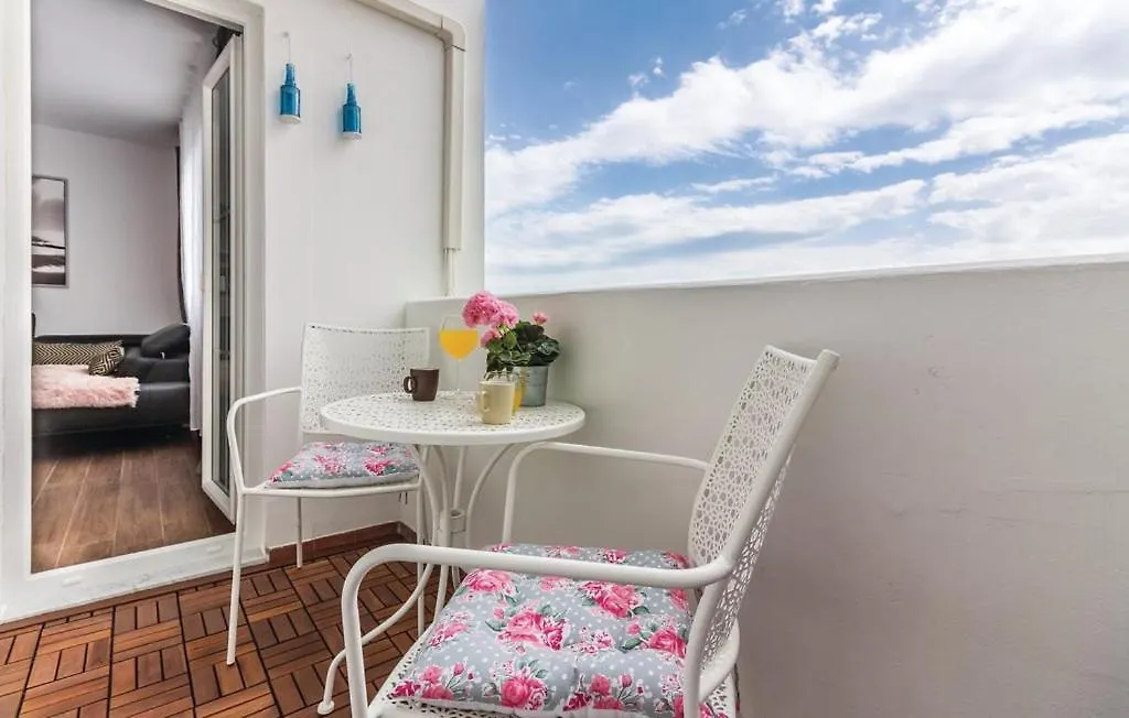 Apartment Trixi Pula