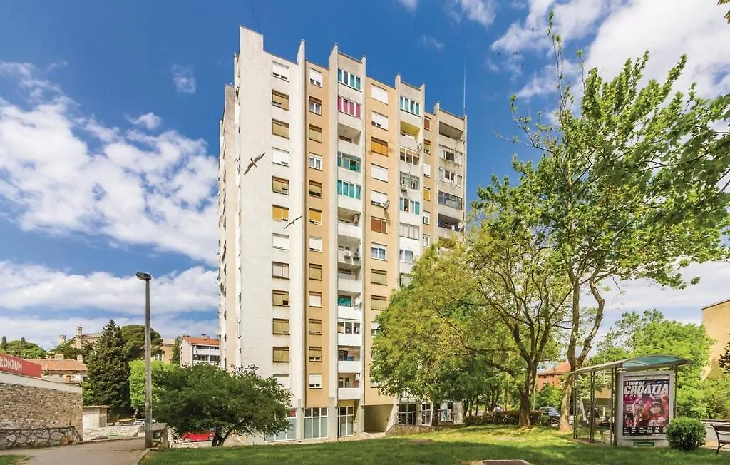 Apartment Trixi Pula